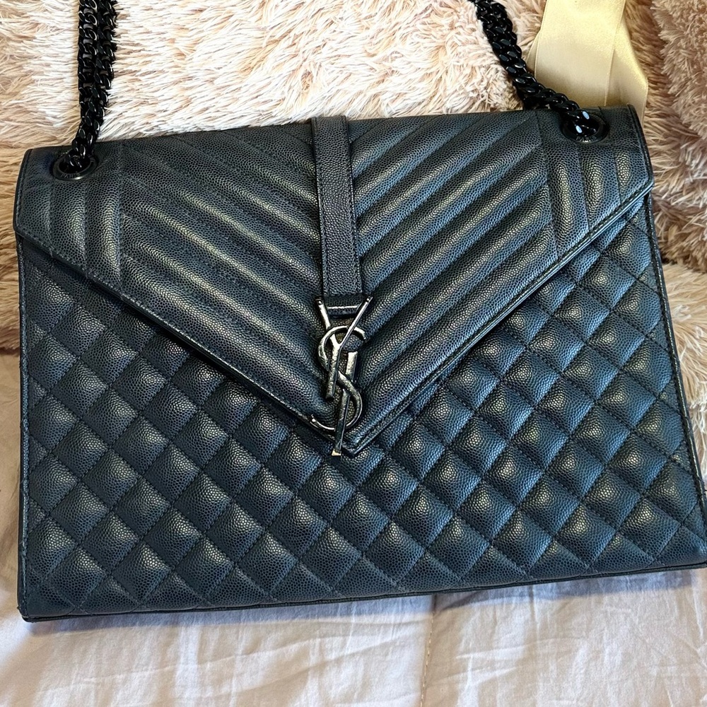 SAINT LAURENT YSL BLACK LARGE ENVELOPE FLAP SHOULDER BAG.